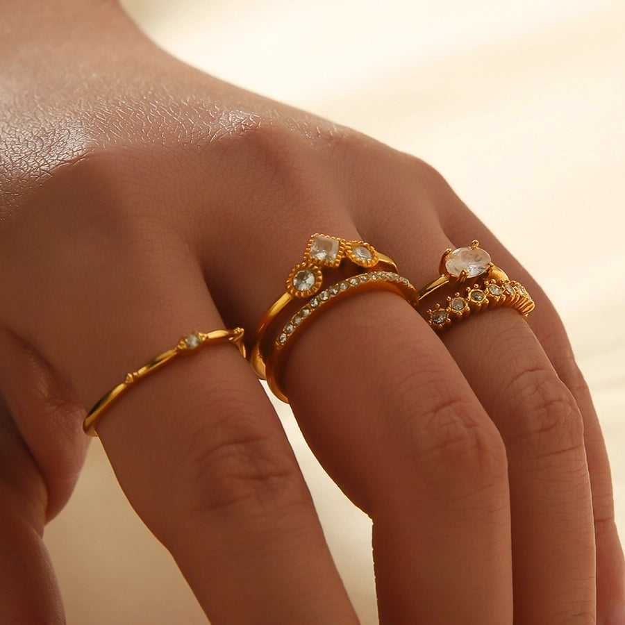 Ring "Ela" dezent in Edelstahl mit Zirkoniastein - 18k vergoldet